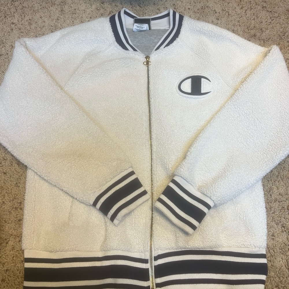 Champion SHERPA jacket size Medium